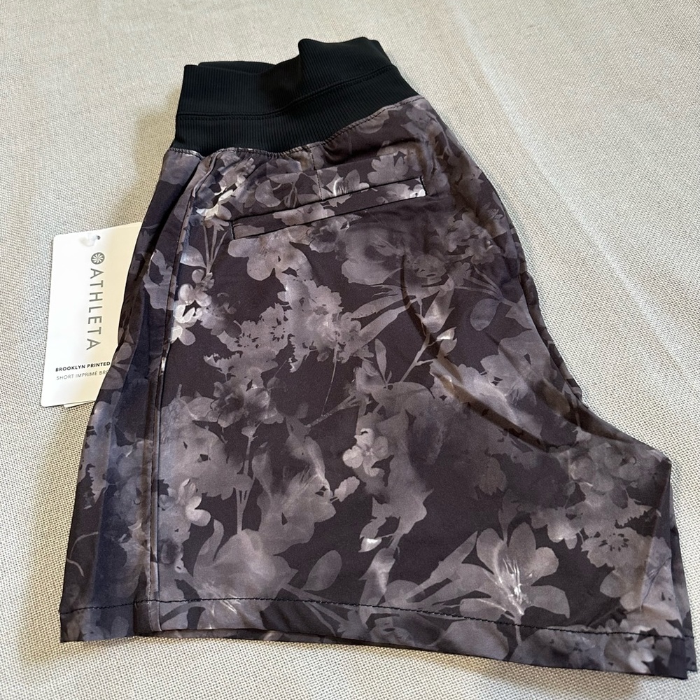 Athleta Brooklyn Printed Shorts New - Picture 5 of 9